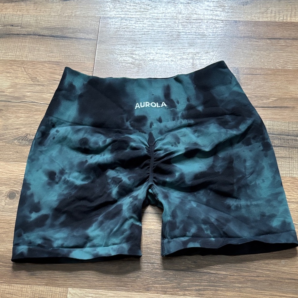 Aurola Tie-Dye Shorts — Teal & Black